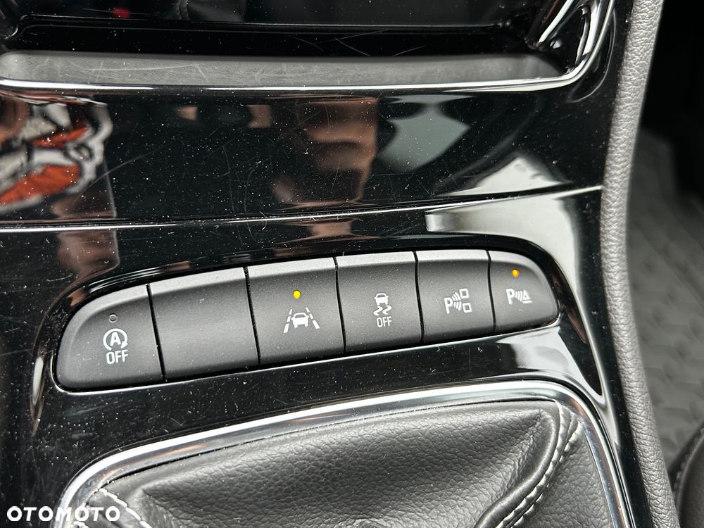 Opel Astra 1.4 Turbo Dynamic - 28