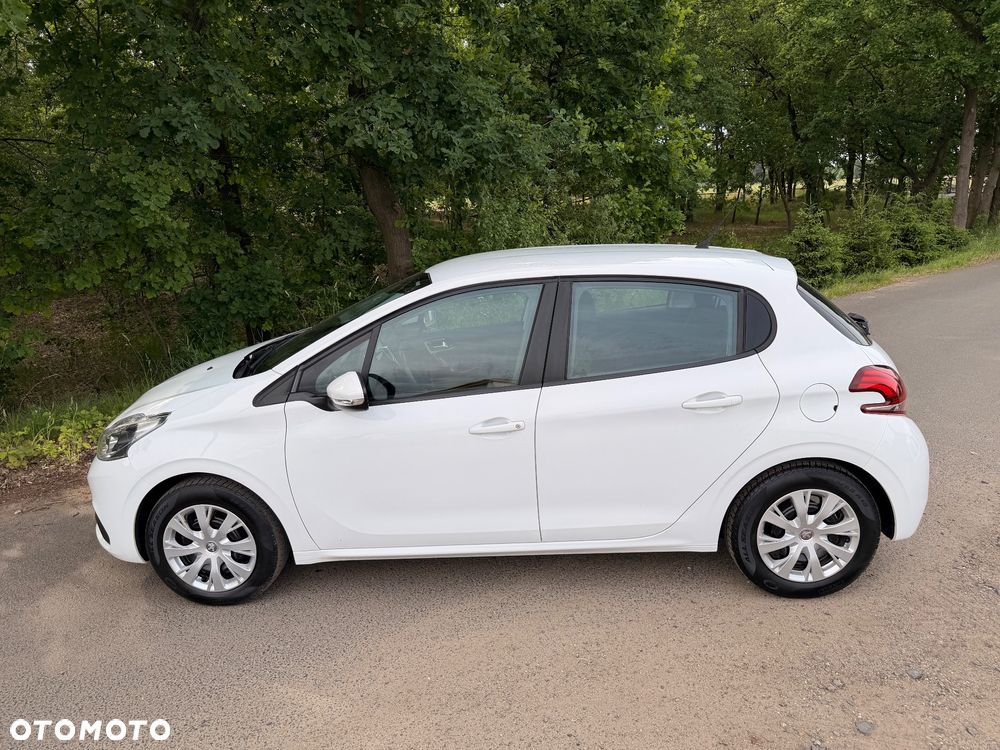 Peugeot 208 PureTech 82 Allure - 4