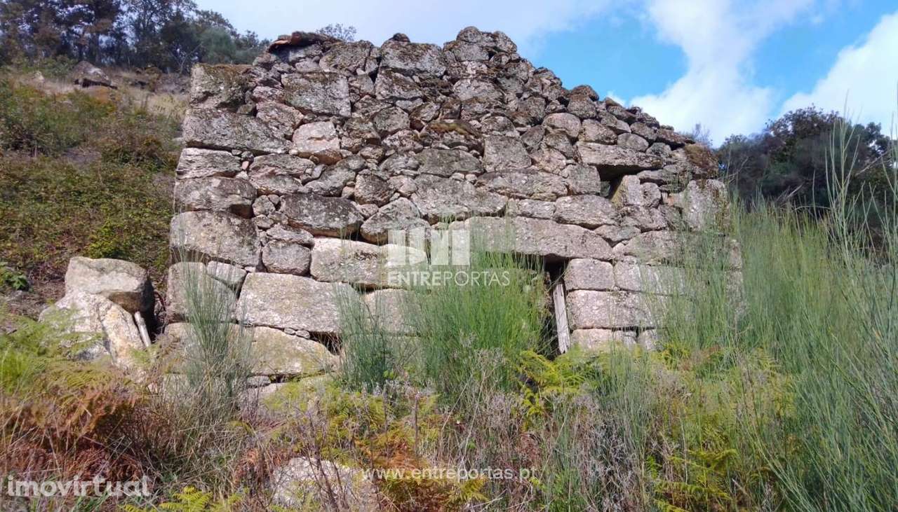 Venda de Terreno com construção em Pedra, Valadares, Baião - Grande imagem: 3/29