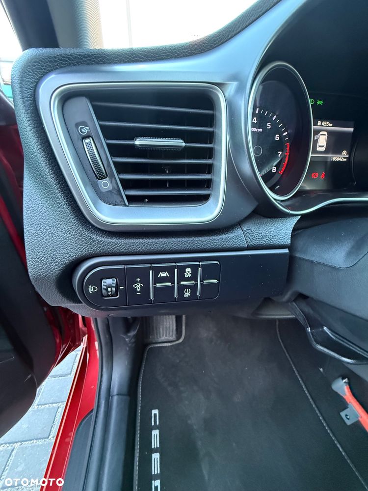 Kia Ceed 1.0 T-GDI Business Line - 17