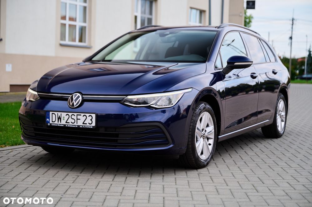 Volkswagen Golf - 6