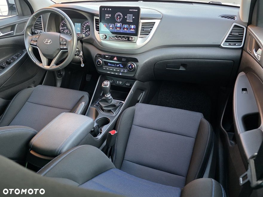 Hyundai Tucson 1.6 GDI BlueDrive Style 2WD - 29