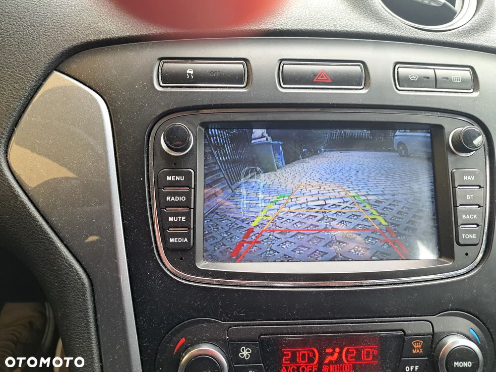 Ford Mondeo 2.0 TDCi Ambiente - 3
