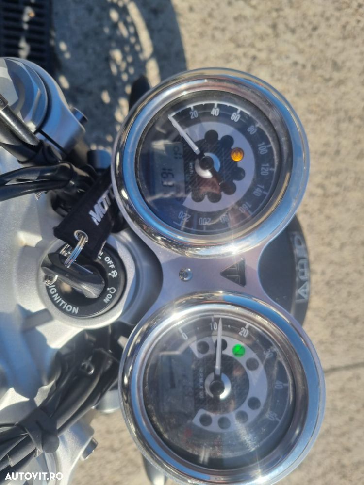 Triumph Speed Twin - 9