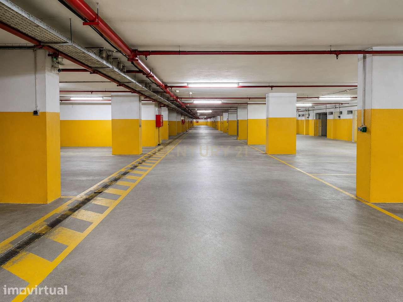 LUGAR DE GARAGEM 11,6 M² | ARRUMO 14,6 M² | BESSA | PORTO - Grande imagem: 5/8