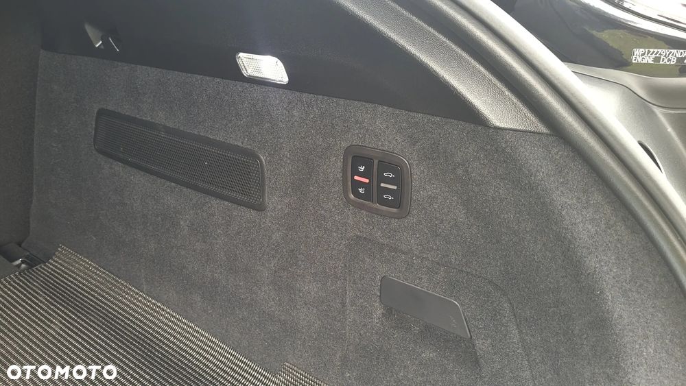 Porsche Cayenne Standard - 21