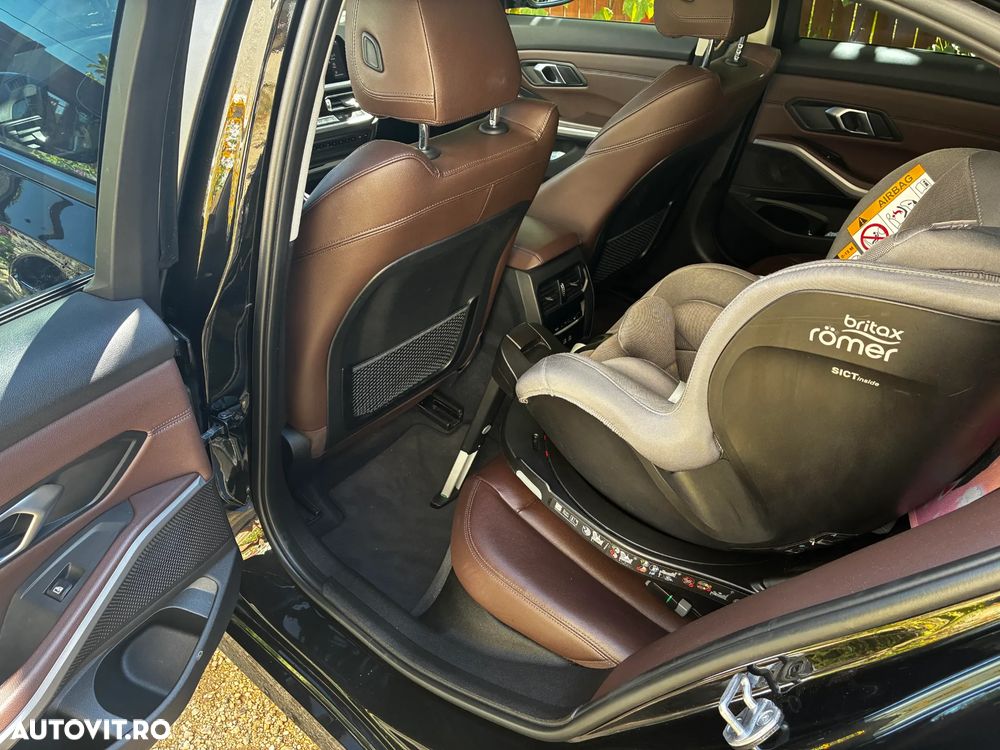 BMW Seria 3 320e Aut. Luxury Line - 16