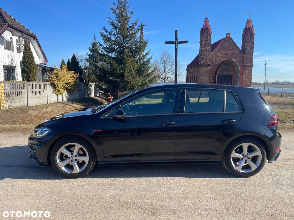 Volkswagen Golf 2.0 TDI R-Line DSG - 14