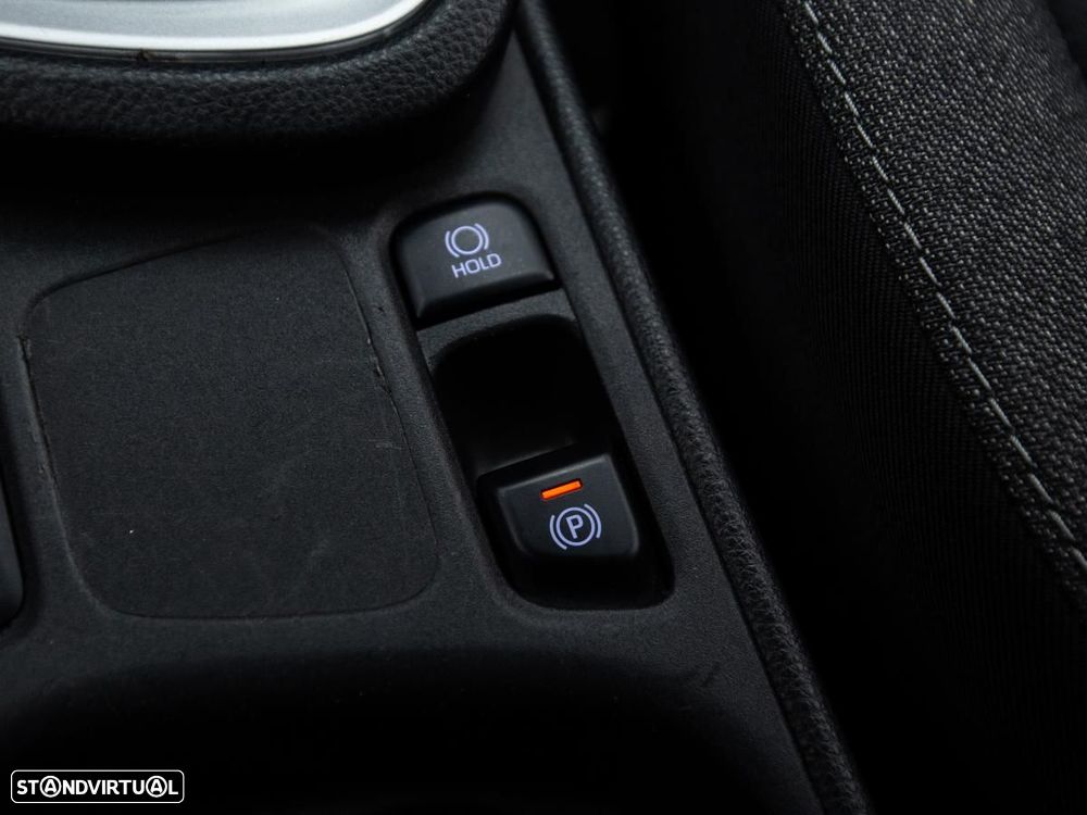 Toyota Yaris Cross 1.5 HDF Comfort Plus - 18