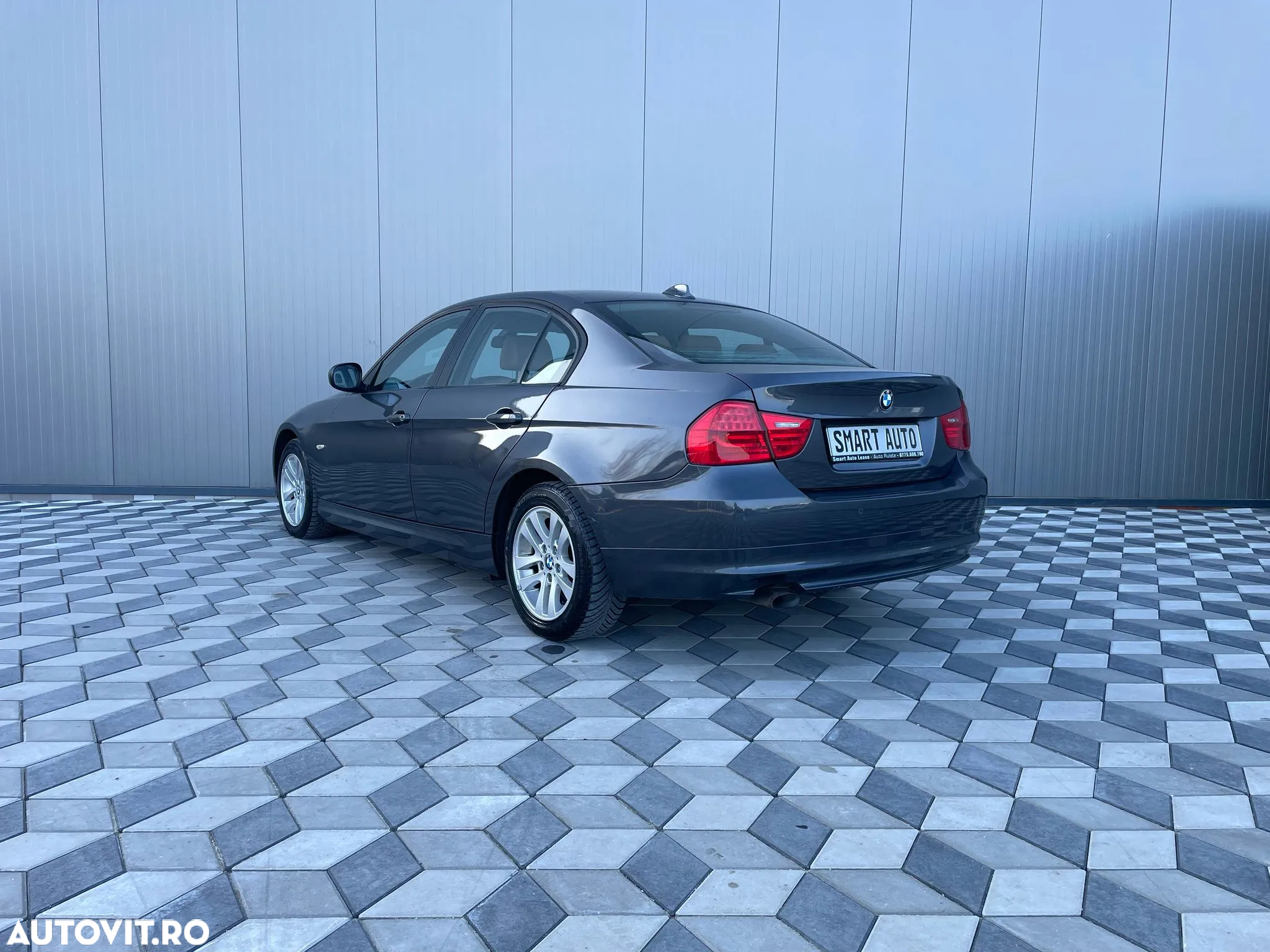 BMW Seria 3 318d DPF Edition Exclusive - 4