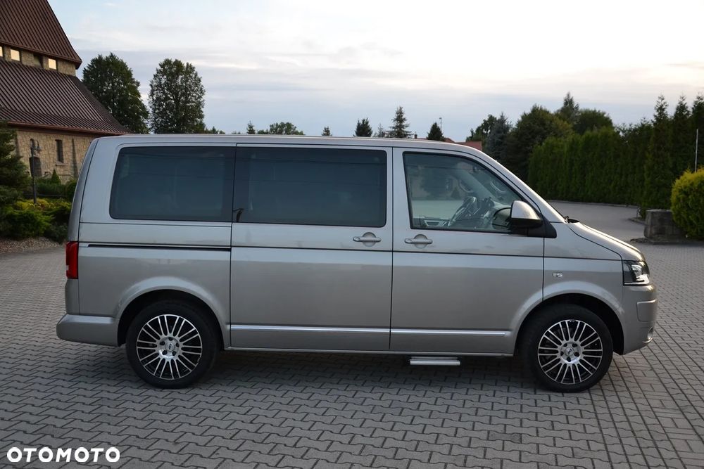 Volkswagen Multivan - 7