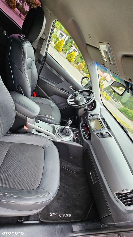 Kia Sportage 2.0 CRDI 2WD Spirit - 25