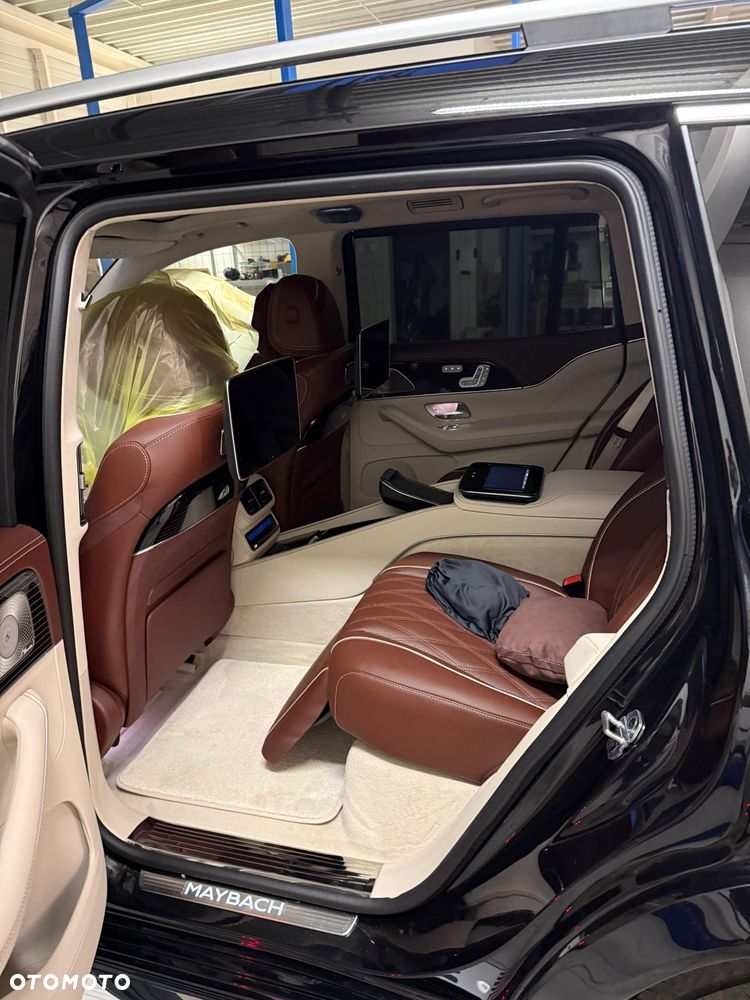 Mercedes-Benz Maybach GLS - 15