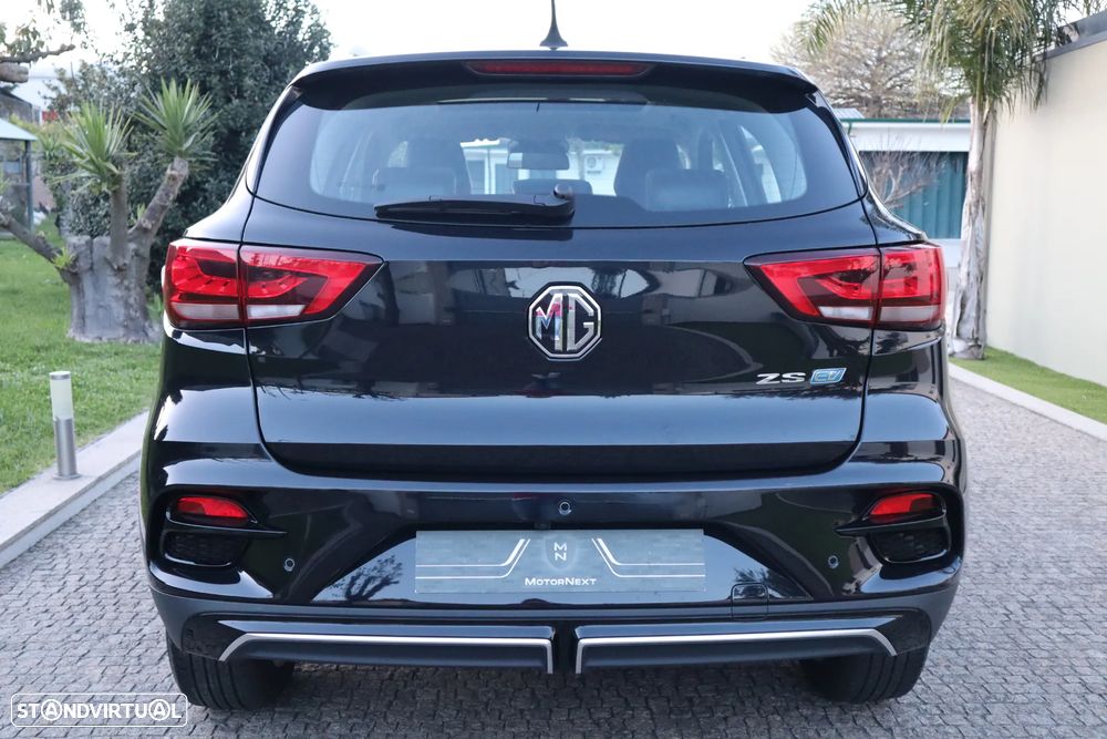 MG ZS EV 72.6 kWh Luxury - 7