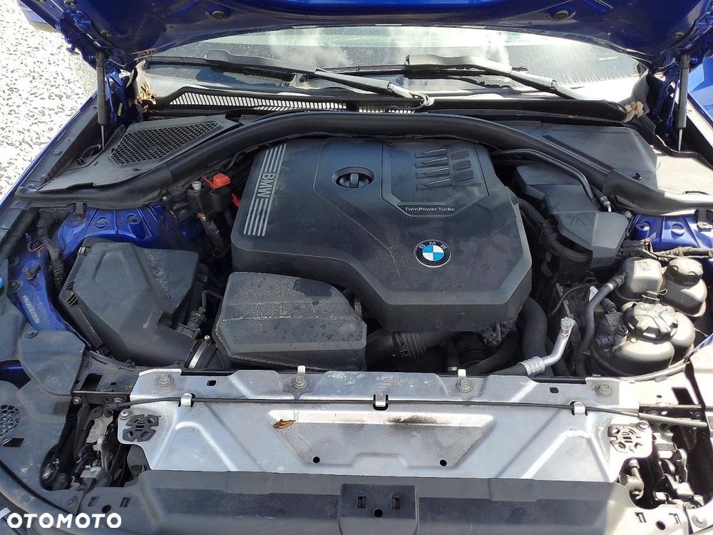 BMW Seria 3 330i xDrive M Sport - 10