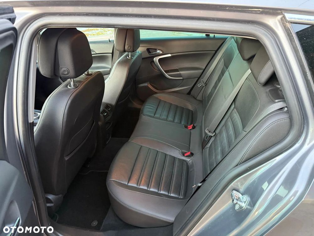 Opel Insignia - 13