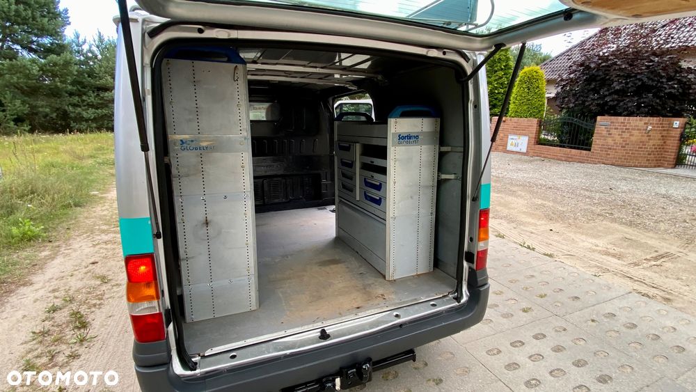 Ford Transit - 13