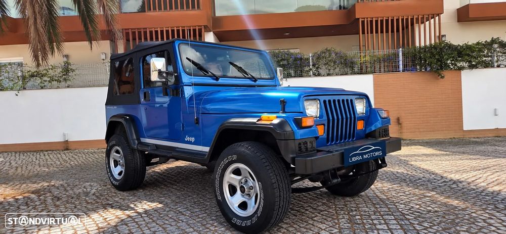 Jeep Wrangler 2.5 Sport Soft Top - 7