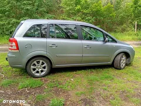 Opel Zafira 1.8 - 3