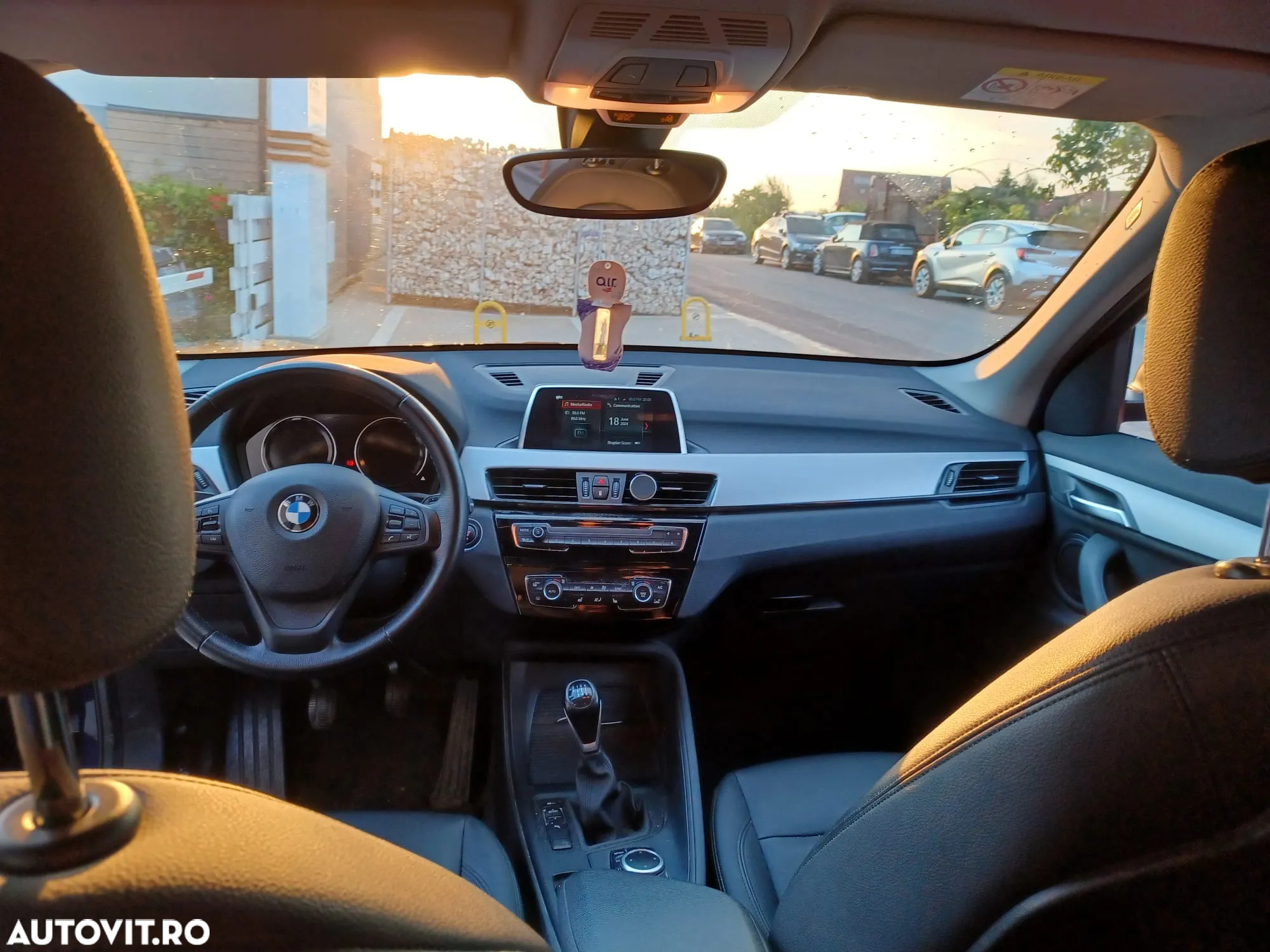 BMW X1 sDrive18d - 14