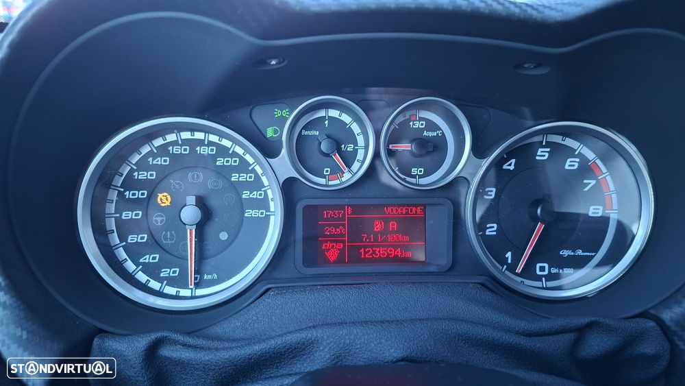 Alfa Romeo MiTo 1.4 T MultiAir Distinctive - 4