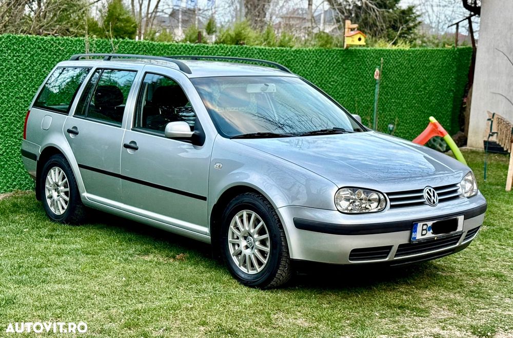 Volkswagen Golf 1.6 Comfortline - 34