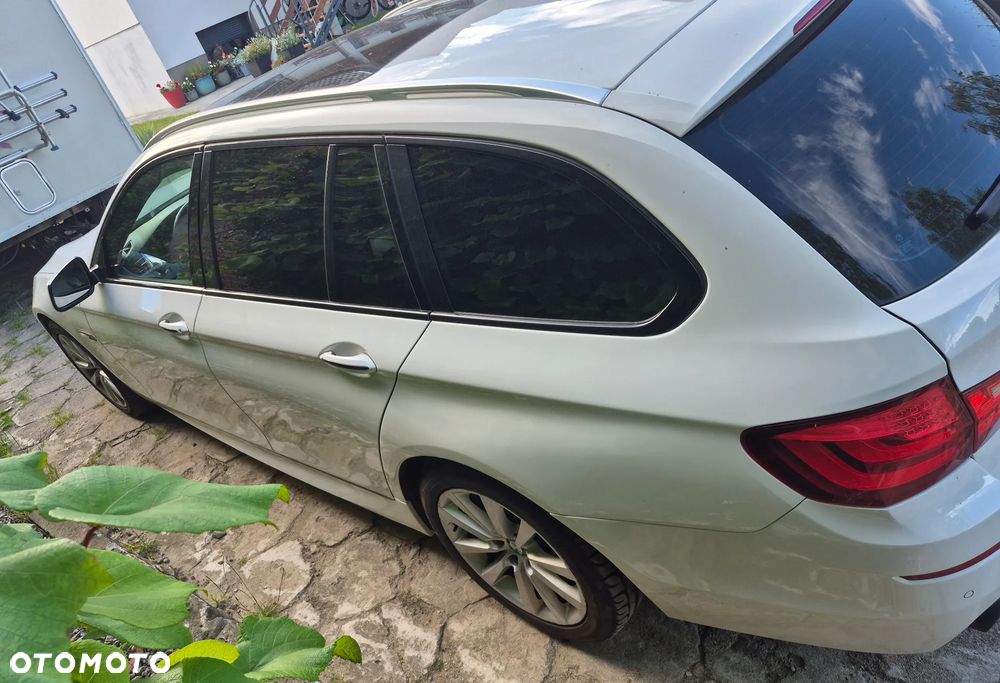 BMW Seria 5 520d - 5
