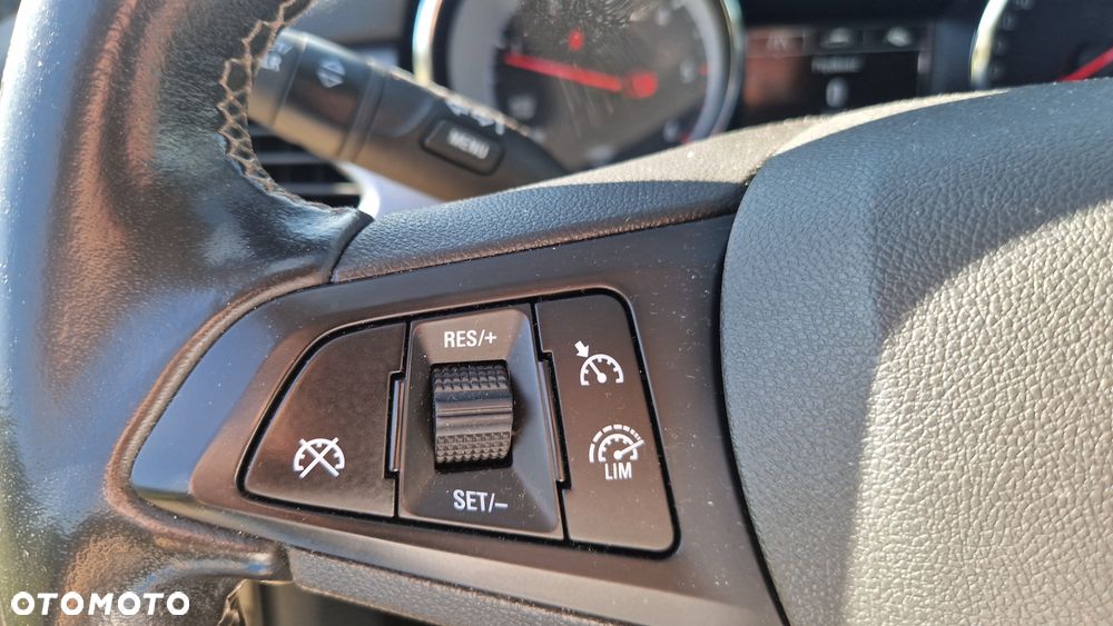 Opel Astra 1.6 CDTI Enjoy - 16