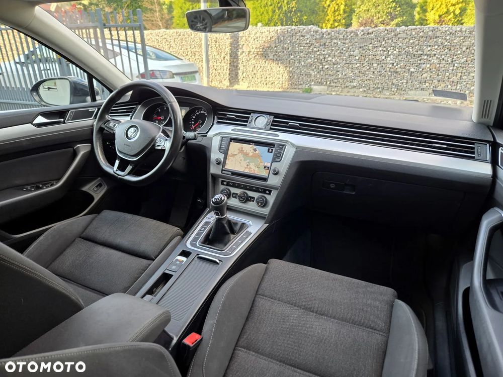 Volkswagen Passat 2.0 TDI BMT Comfortline - 8