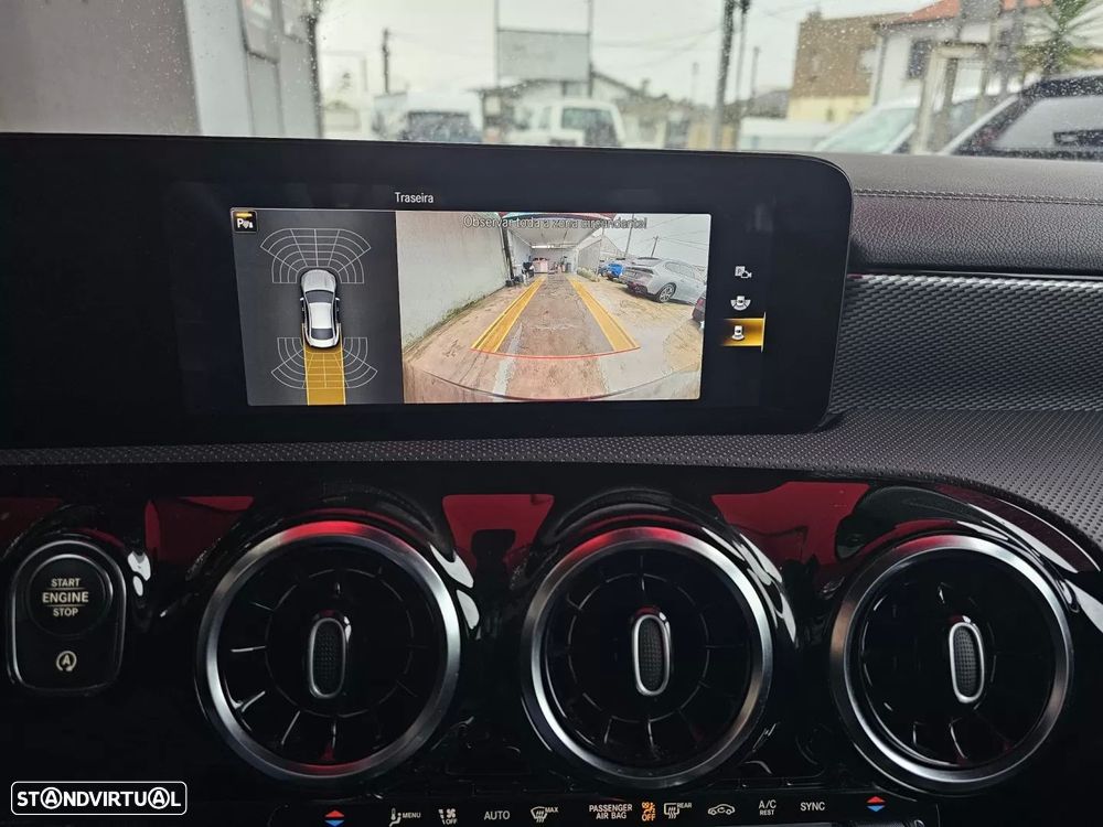 Mercedes-Benz CLA 180 d Progressive - 13