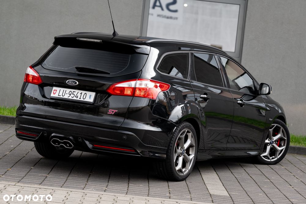Ford Focus 2.0 EcoBoost ST - 10