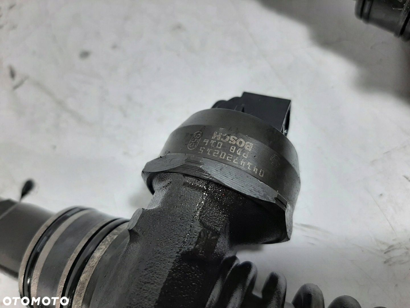 AUDI A3 8P 1.9TDI 105KM 08R WTRYSK WTRYSKIWACZ BOSCH 0414720215 - 11