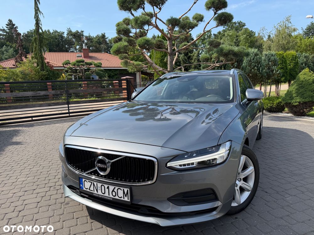 Volvo V90 D4 Momentum - 4
