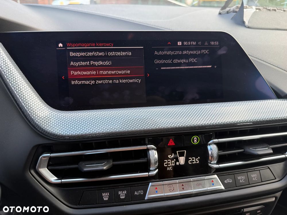 BMW Seria 1 118i Sport Line - 26