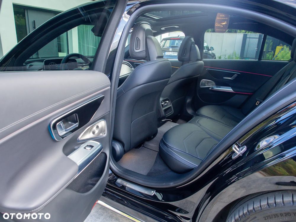 Mercedes-Benz Klasa E 220 d mHEV 4-Matic AMG 9G-Tronic - 12