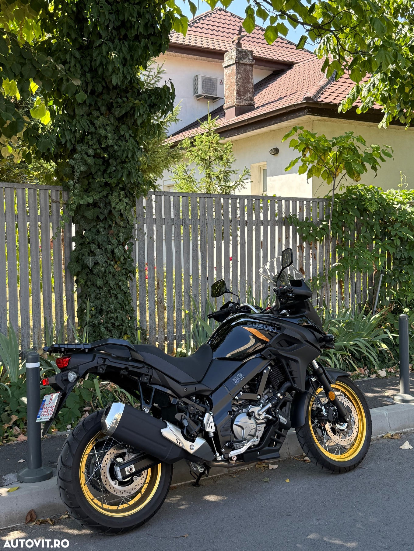 Suzuki DL 650XT V-Strom - 2