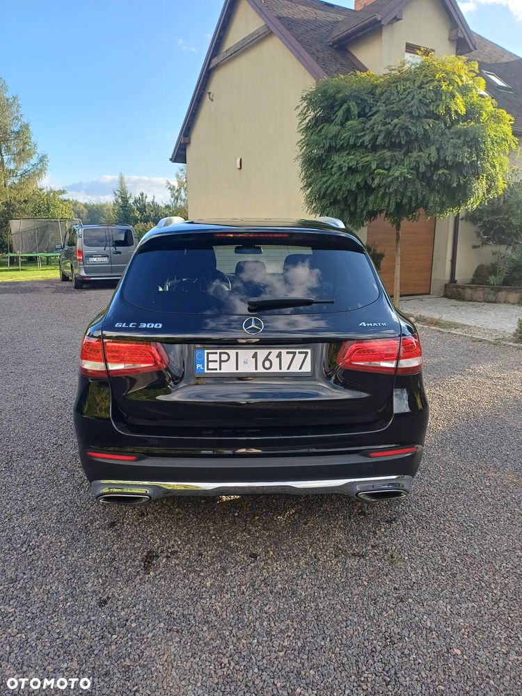 Mercedes-Benz GLC - 6