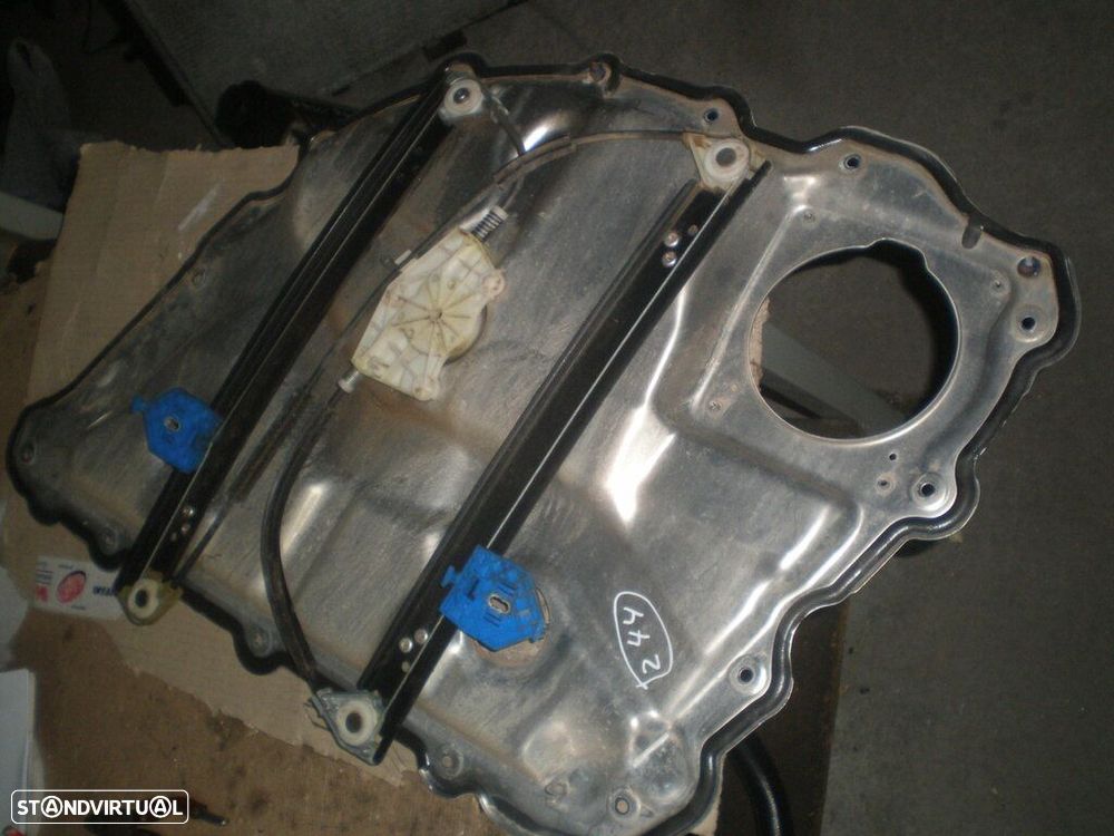 Elevador Sem Motor 4E0839849 AUDI A8 2003 4P TE - 2