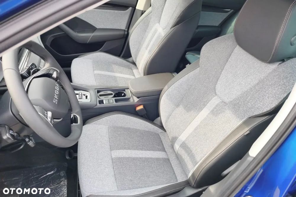 Skoda Octavia 1.5 TSI mHEV Drive Selection DSG - 10