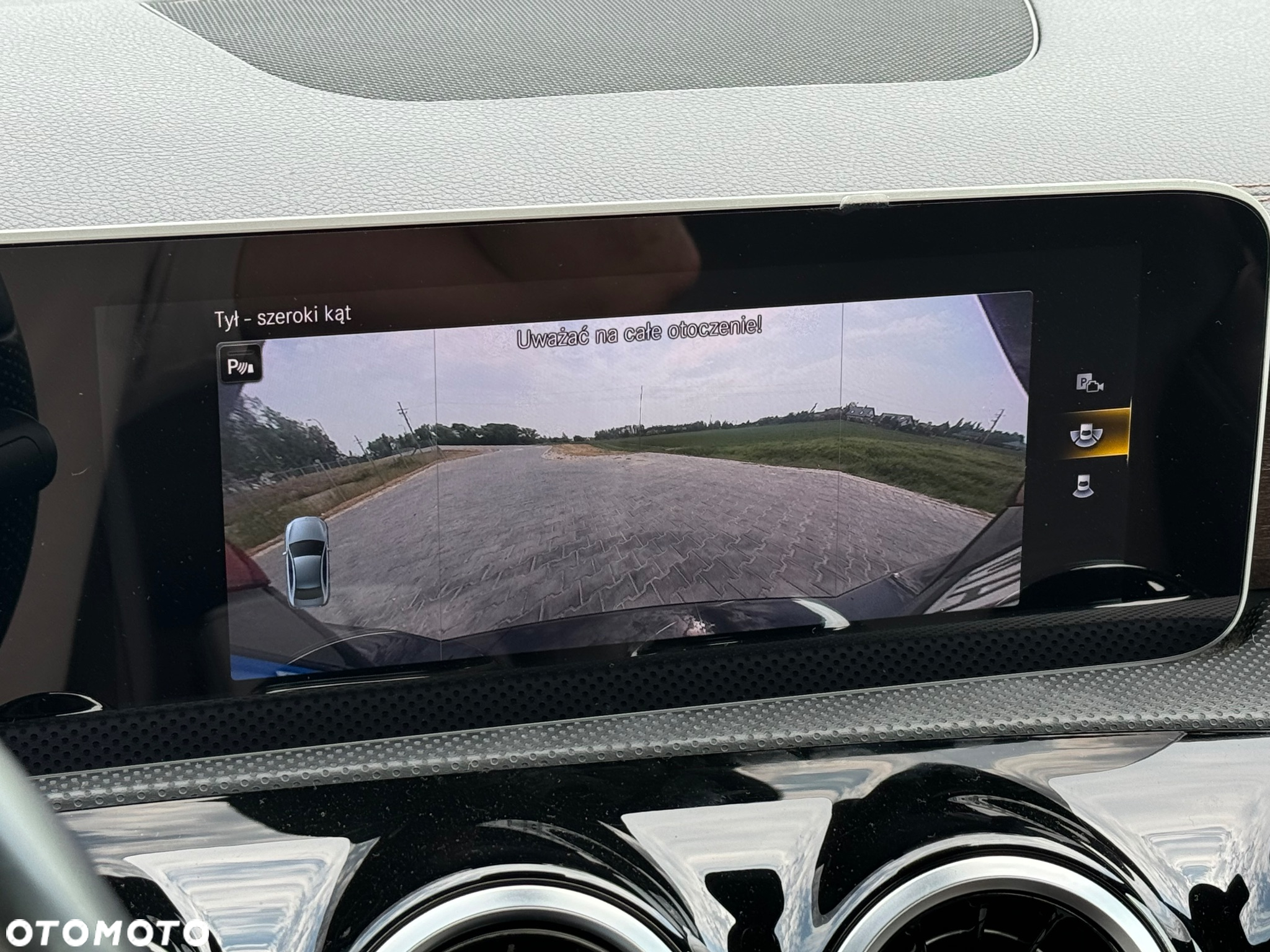 Mercedes-Benz Klasa A 220 4-Matic AMG Line 7G-DCT - 9