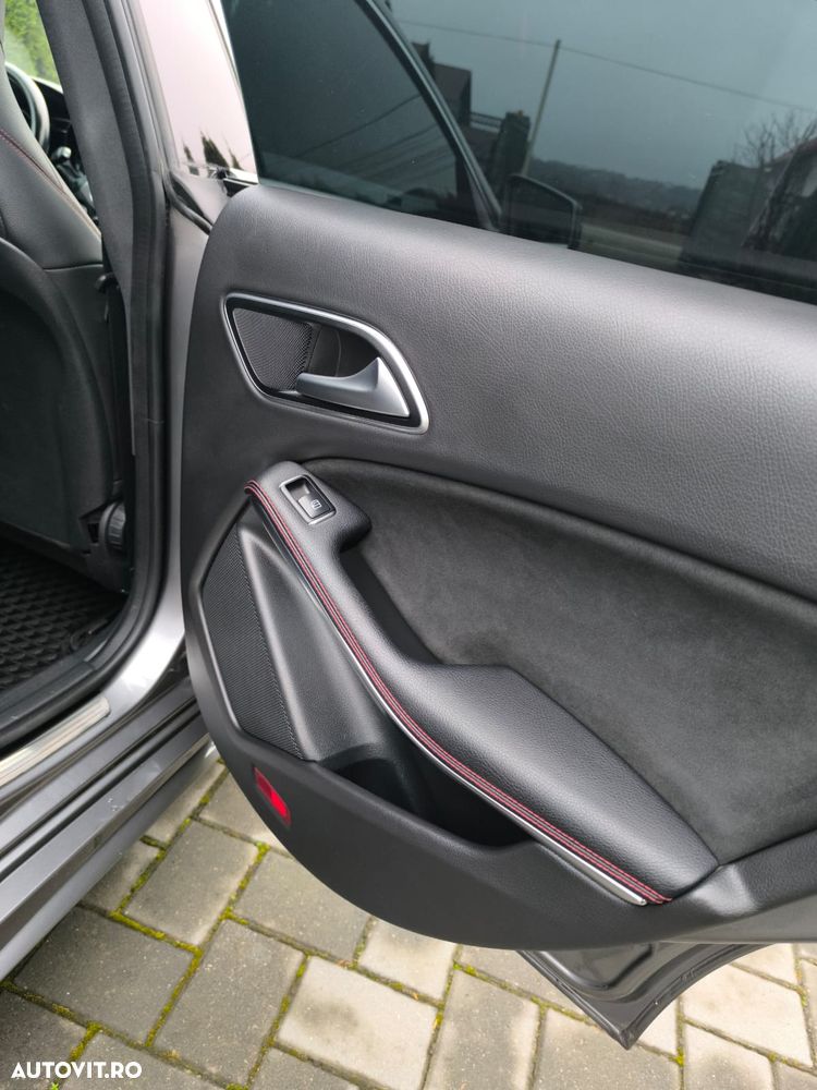 Mercedes-Benz CLA 250 - 14