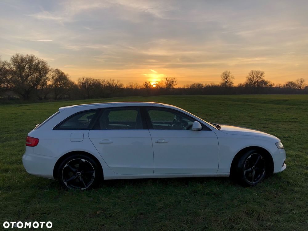 Audi A4 Avant - 14