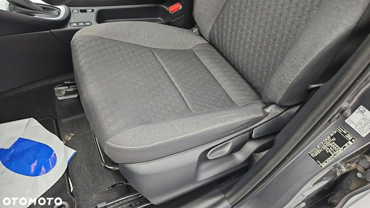 Toyota Yaris - 12