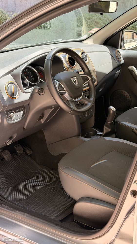 Dacia Sandero 0.9 TCe Stepway - 25