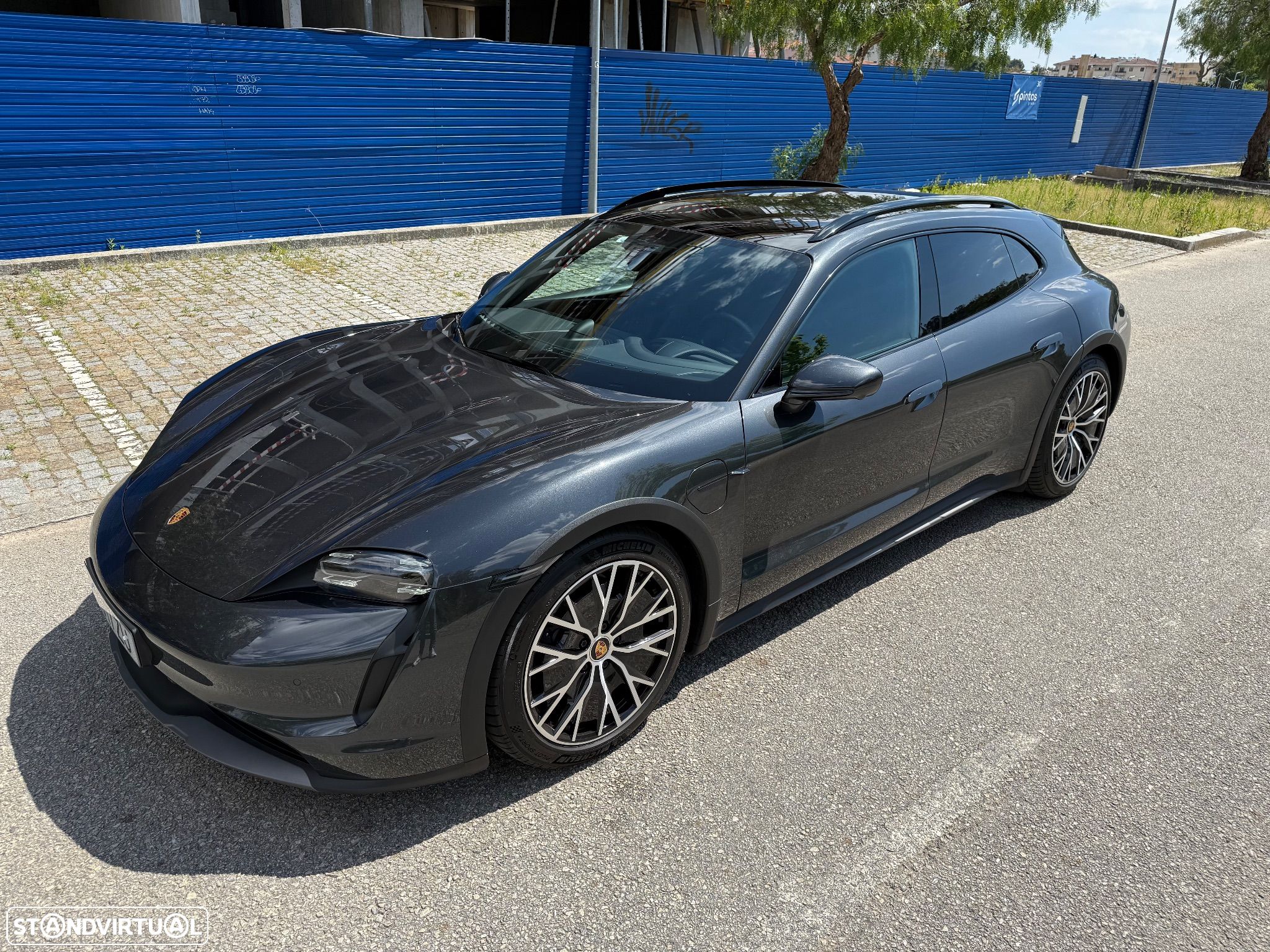 Porsche Taycan Cross Turismo 4 - 1
