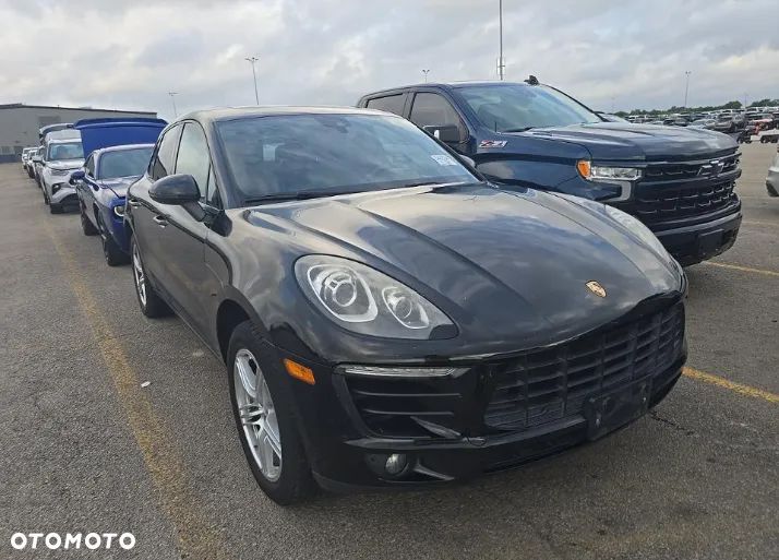 Porsche Macan - 1