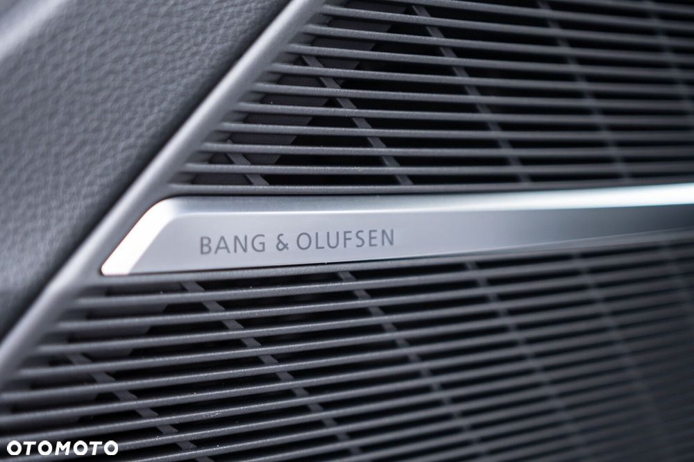 Audi Q7 60 TFSI e PHEV Quattro S Line Tiptr - 16