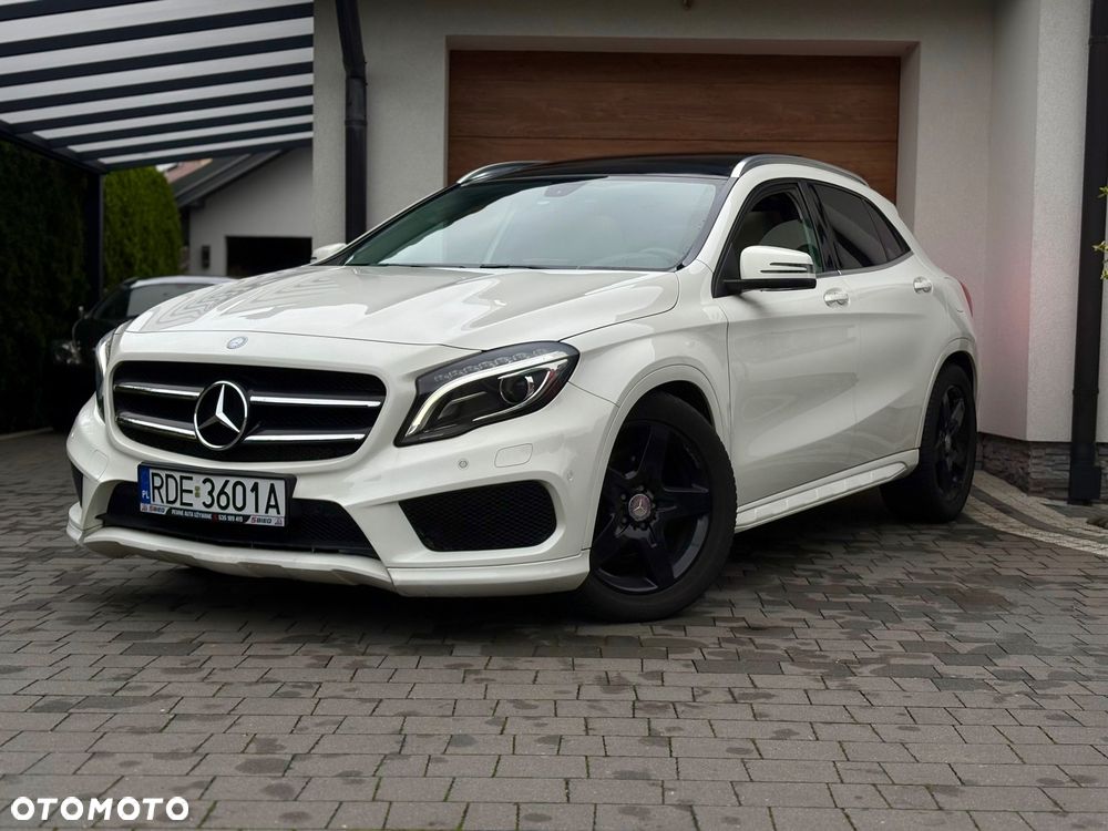 Mercedes-Benz GLA 200 7G-DCT AMG Line - 9