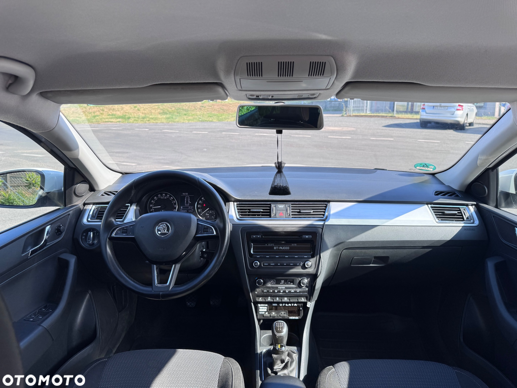 Skoda RAPID 1.6 TDI DPF Edition - 9