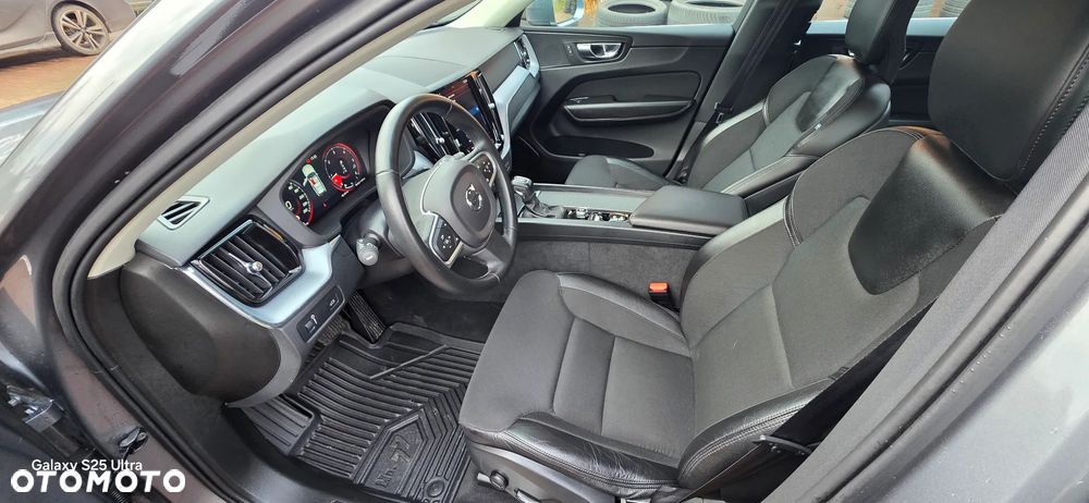 Volvo XC 60 D4 Geartronic Momentum Pro - 12